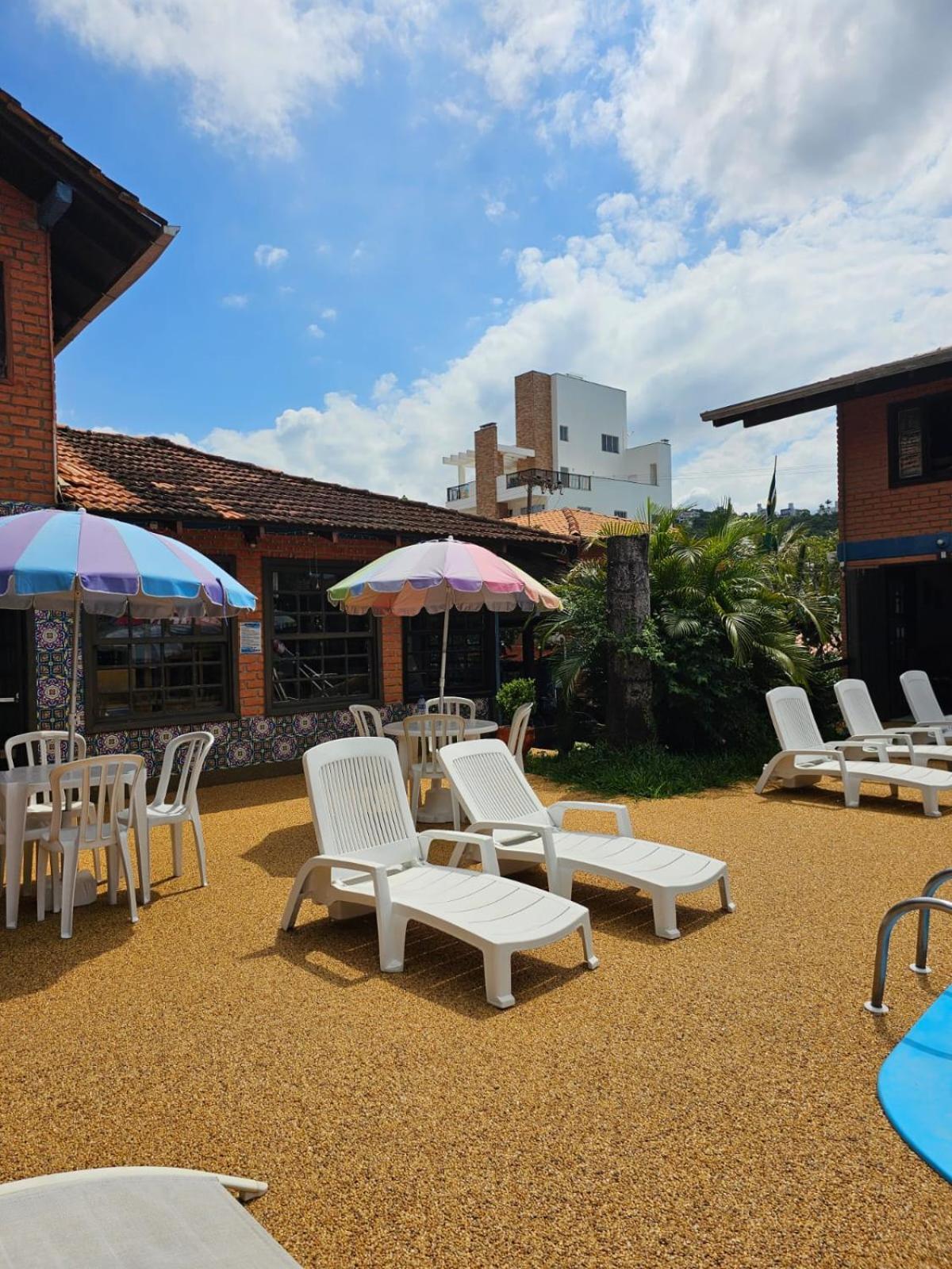 דירות בומבינאס Sunshine Residencial מראה חיצוני תמונה